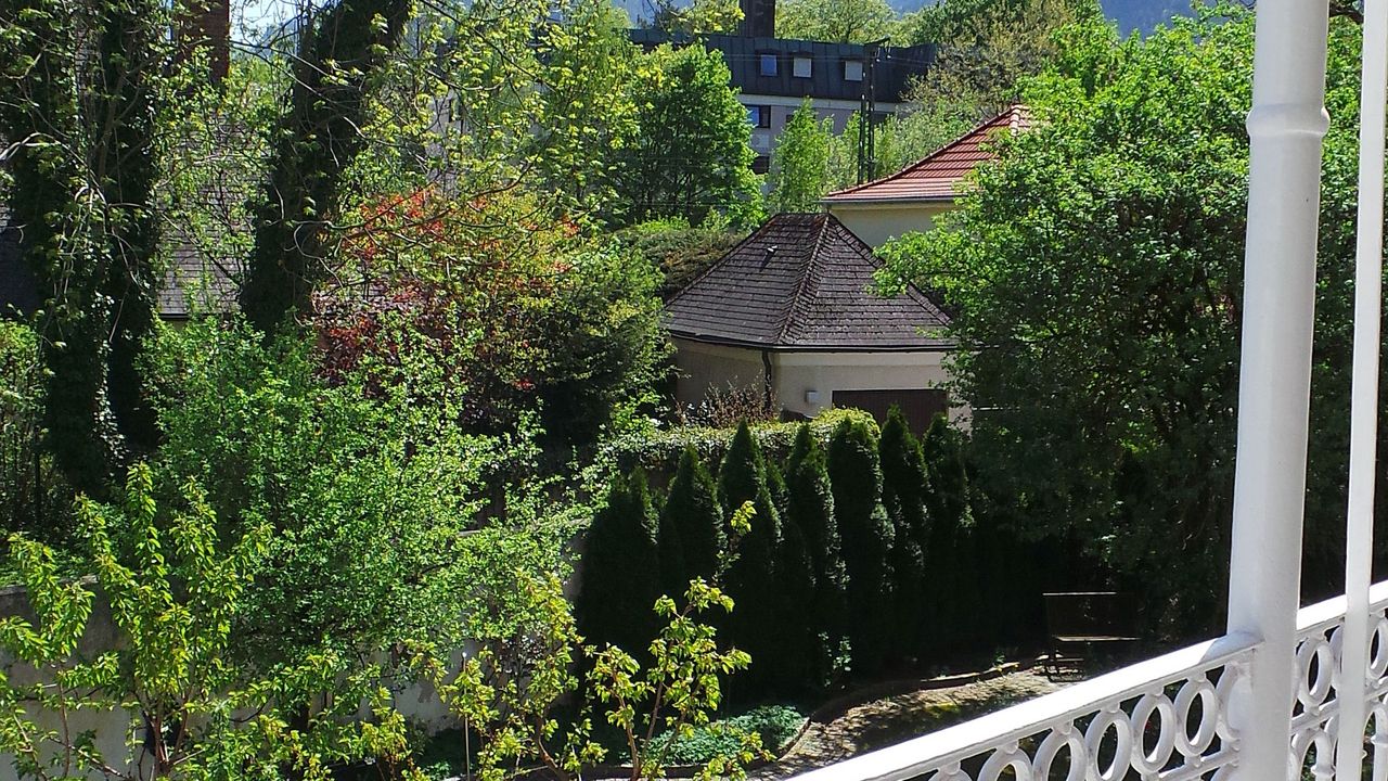 Balkon Gartenblick Balkon Gartenblick